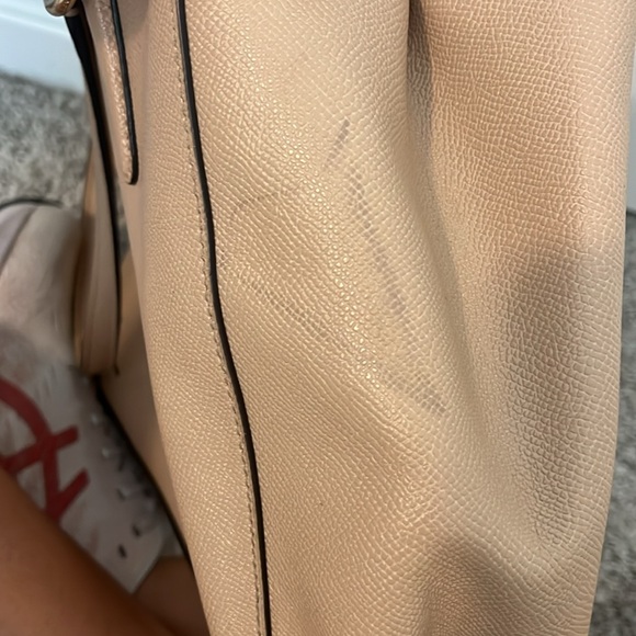 MUST GO! LAST CHANCE! - offer now! - Tan Coach Purse with Removable Strap - Picture 3 of 8